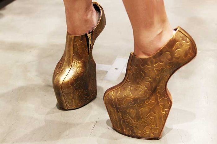 ALEXANDER MCQUEEN